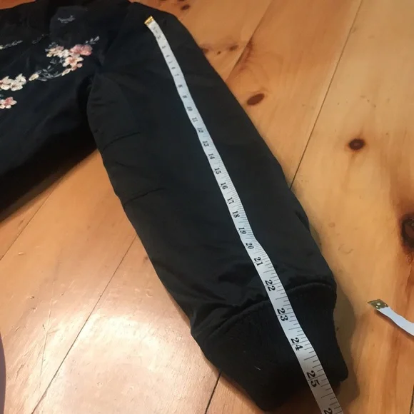 AE Bomber Jacket - Picture 7 of 10